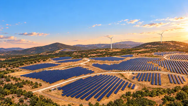 Solar Doctors · Logo & Kurumsal Kimlik: Web sitesi header görselleri 10